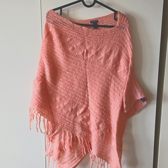 Pink Poncho - Picture 1 of 4